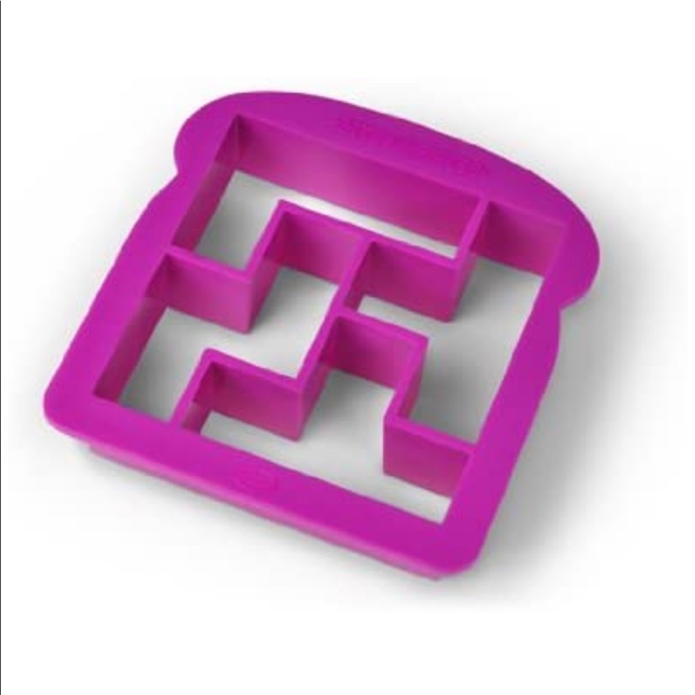 Sandwich Cutter - Picture 2 of 4